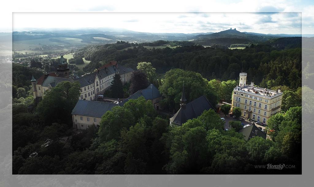 Hotel Stekl - Hrubá Skála エクステリア 写真